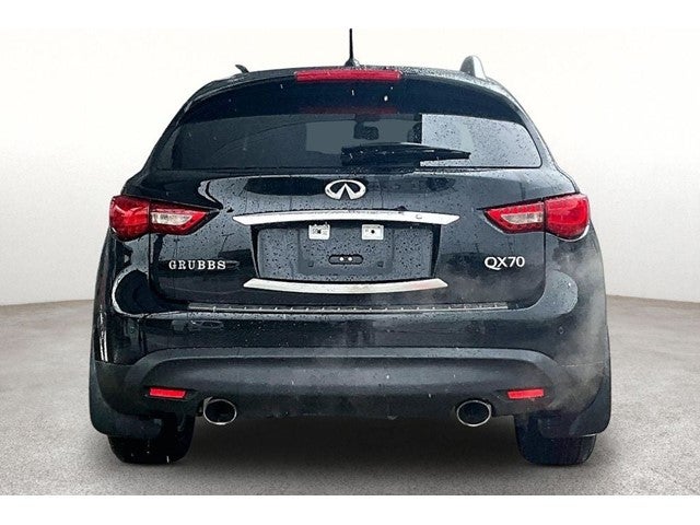 2017 INFINITI QX70 Base