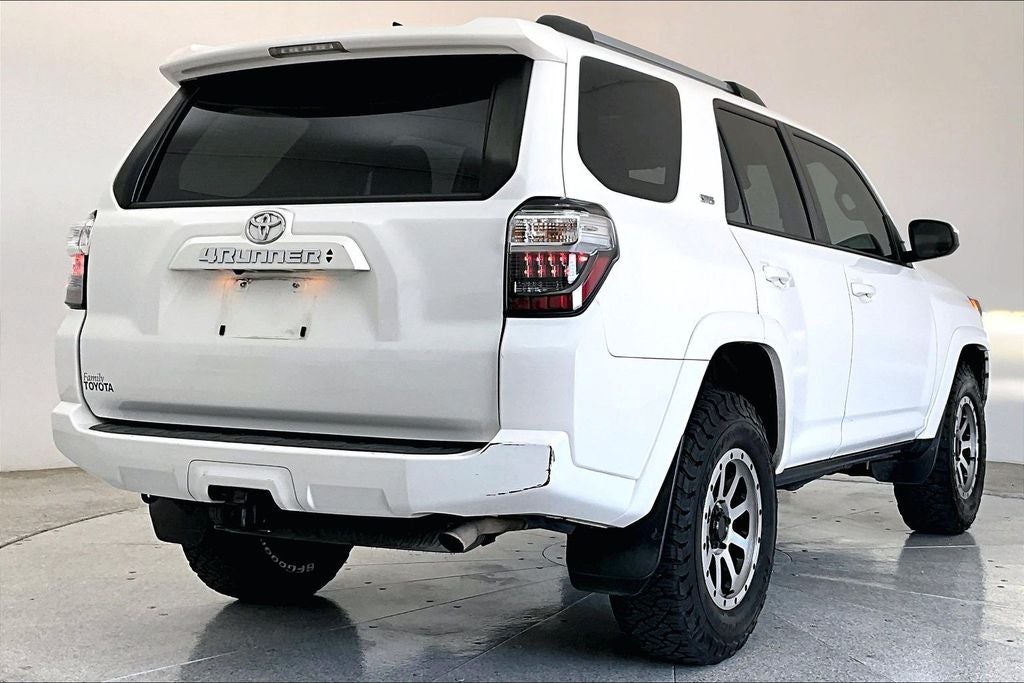 2022 Toyota 4Runner SR5