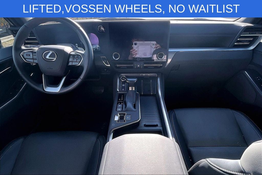 2025 Lexus GX 550 Luxury+