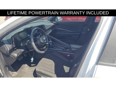 2025 Hyundai Elantra SEL Sport