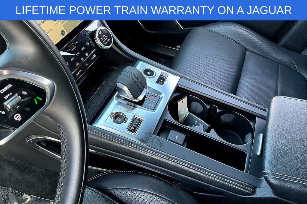 2025 Jaguar F-PACE P250 R-Dynamic S