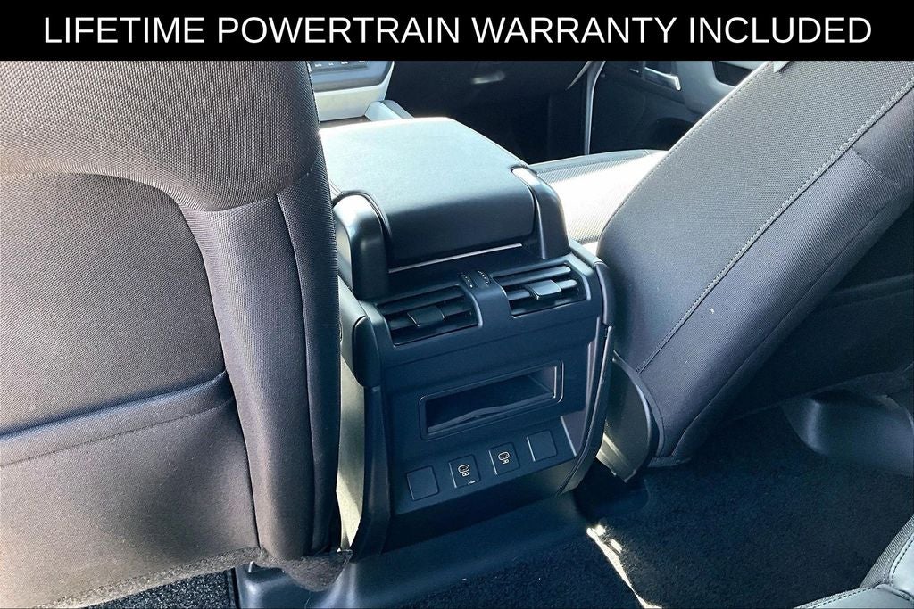 2025 Land Rover Defender 110 S