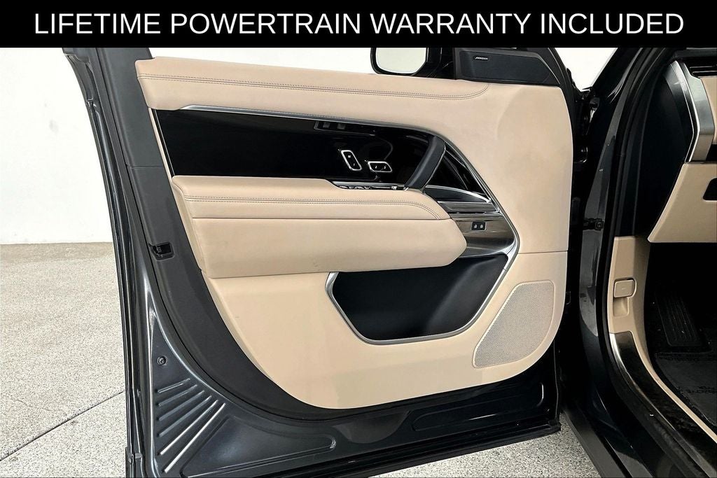 2023 Land Rover Range Rover SE