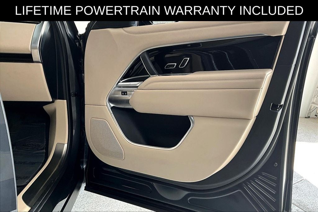 2023 Land Rover Range Rover SE