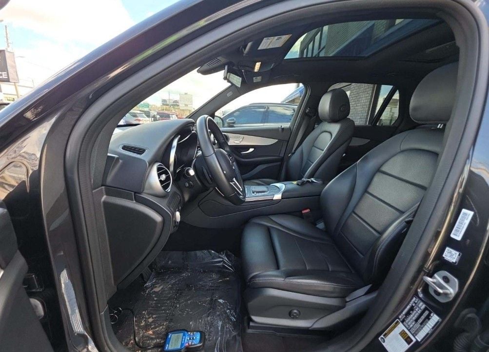 2021 Mercedes-Benz GLC GLC 300