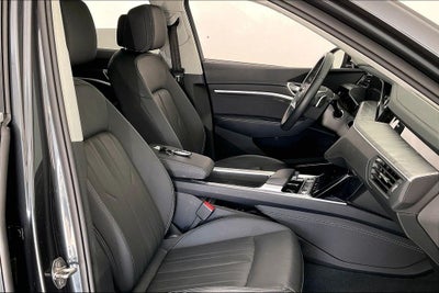 2024 Audi Q8 e-tron Premium Plus quattro