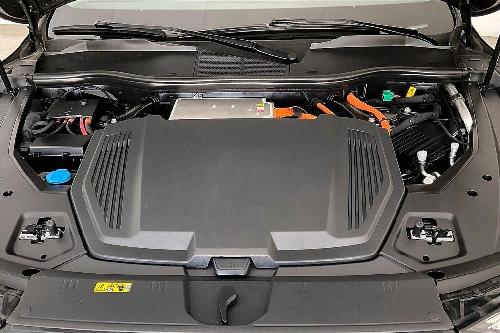 2024 Audi Q8 e-tron Premium Plus quattro