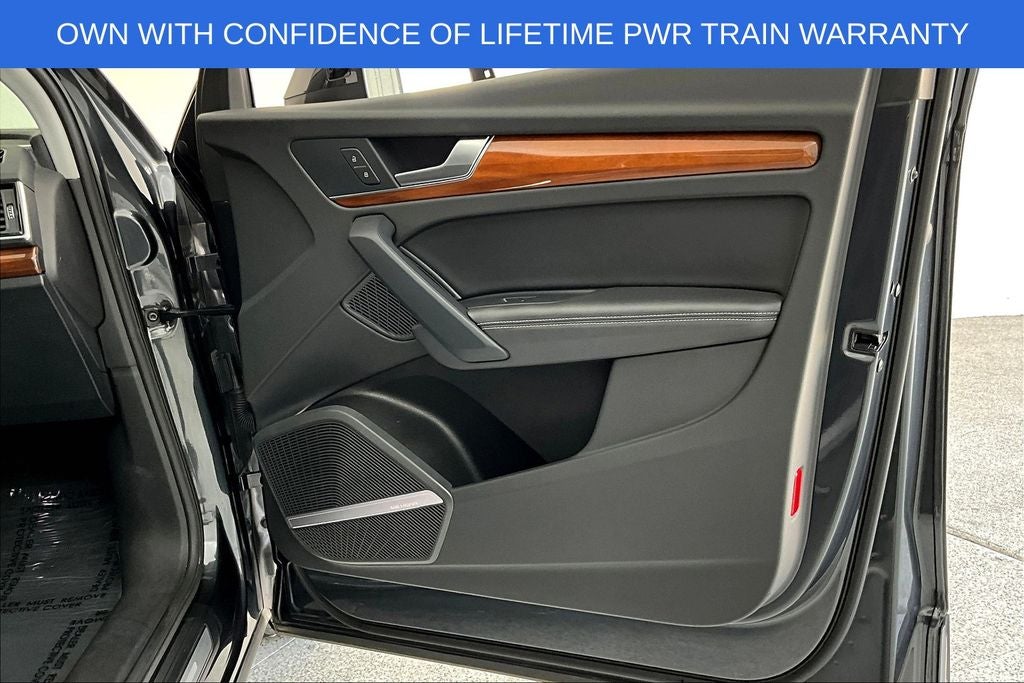 2023 Audi Q5 40 Premium Plus quattro