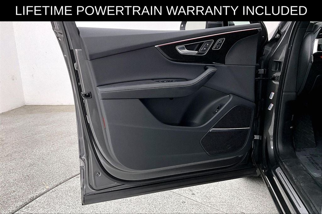 2025 Audi Q7 55 Premium Plus quattro