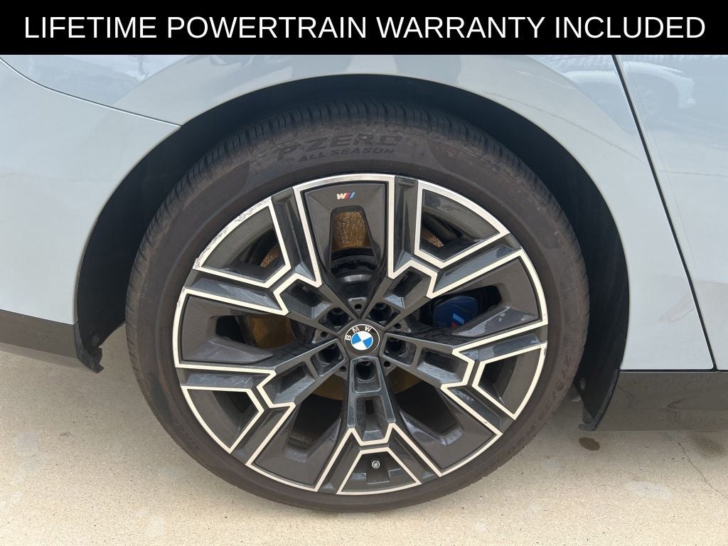 2026 BMW 5 Series 550e xDrive