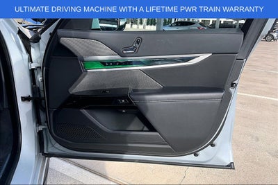 2025 BMW 7 Series 740i