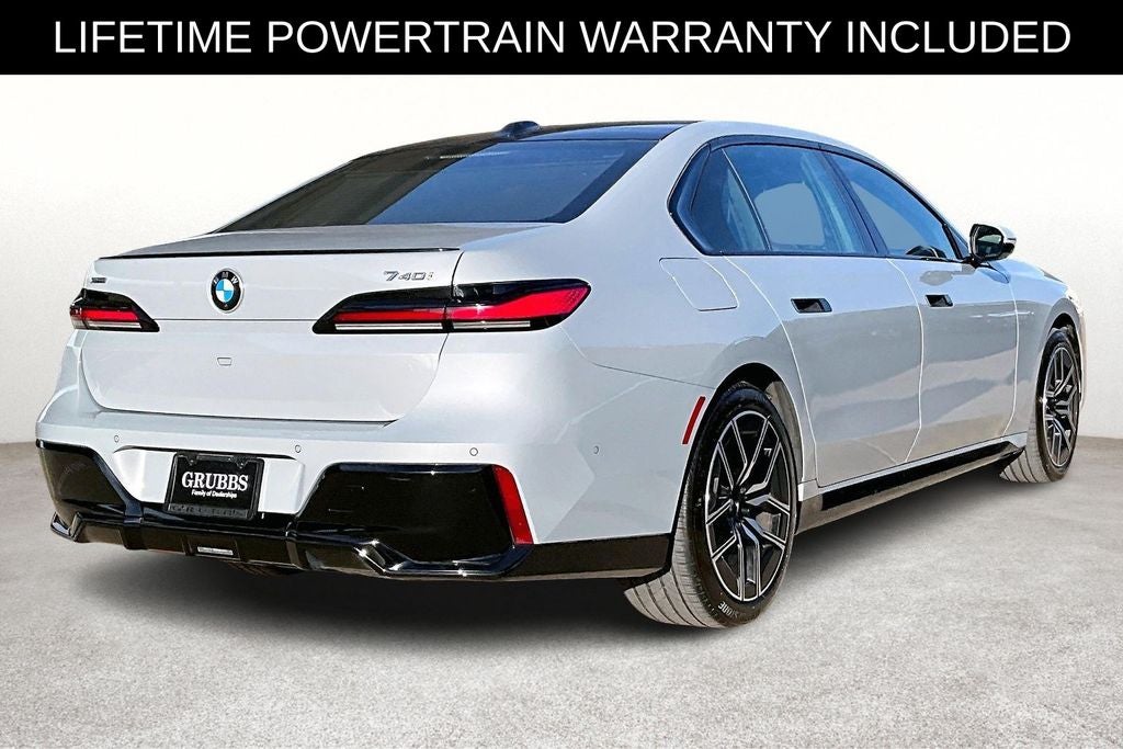 2025 BMW 7 Series 740i xDrive M Sport