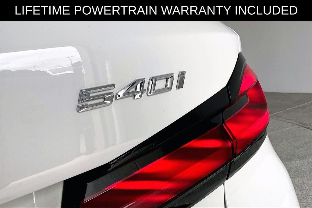 2022 BMW 5 Series 540i