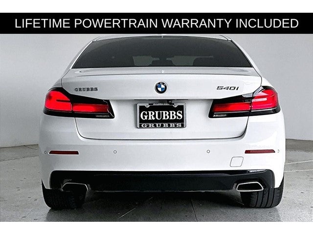 2022 BMW 5 Series 540i
