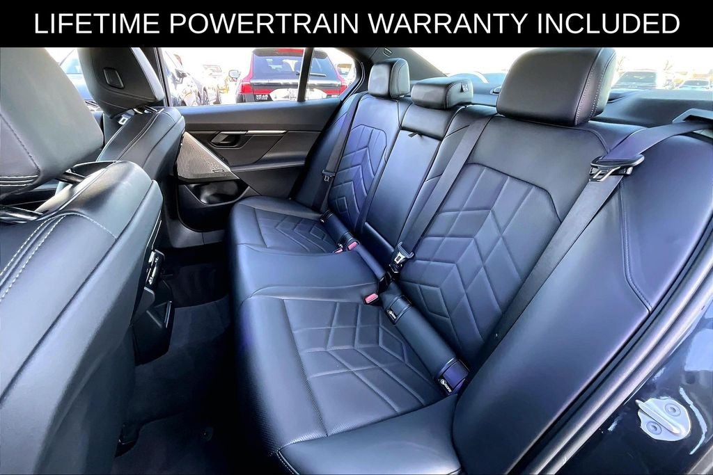 2025 BMW 5 Series 530i xDrive