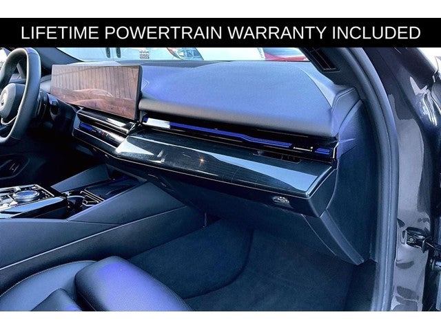 2025 BMW 5 Series 530i xDrive