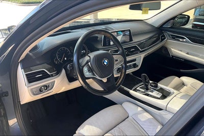 2017 BMW 7 Series 750i
