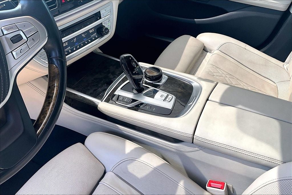 2017 BMW 7 Series 750i