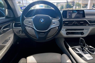 2017 BMW 7 Series 750i