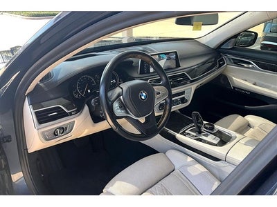 2017 BMW 7 Series 750i
