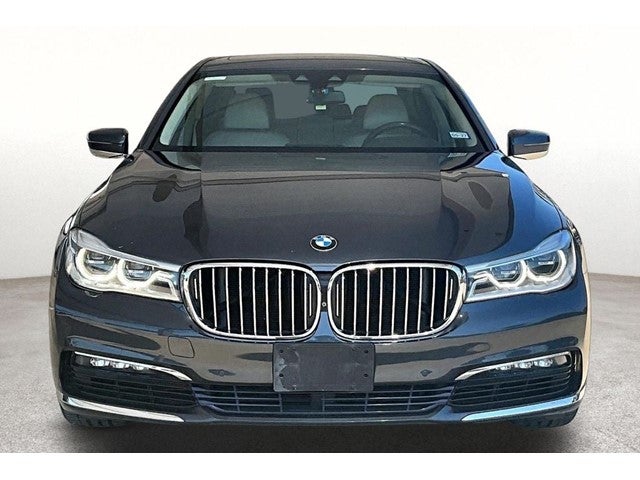 2017 BMW 7 Series 750i