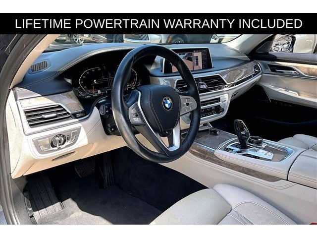 2020 BMW 7 Series 740i