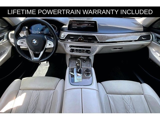 2020 BMW 7 Series 740i