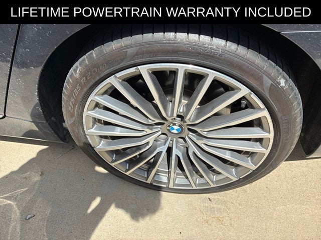 2020 BMW 7 Series 740i