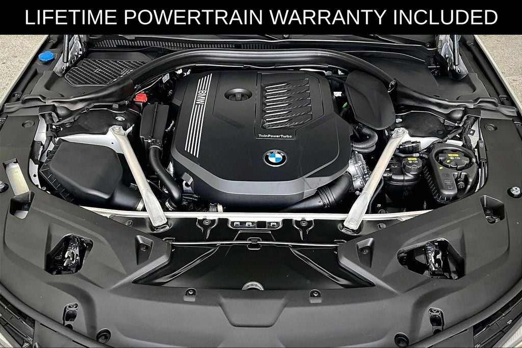 2022 BMW 8 Series 840