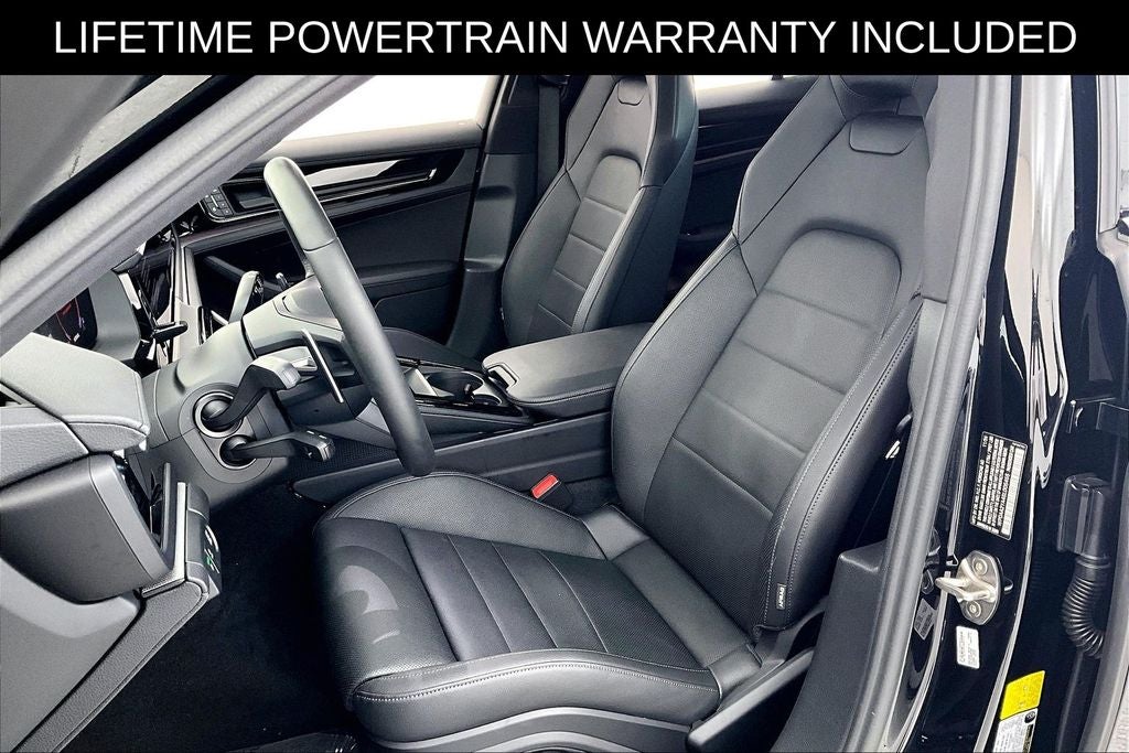 2025 Porsche Panamera 4