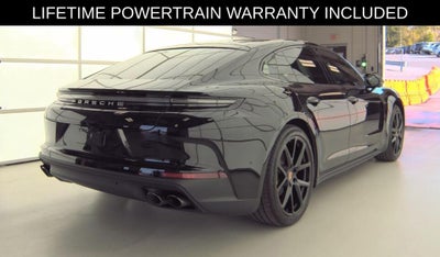 2025 Porsche Panamera 4
