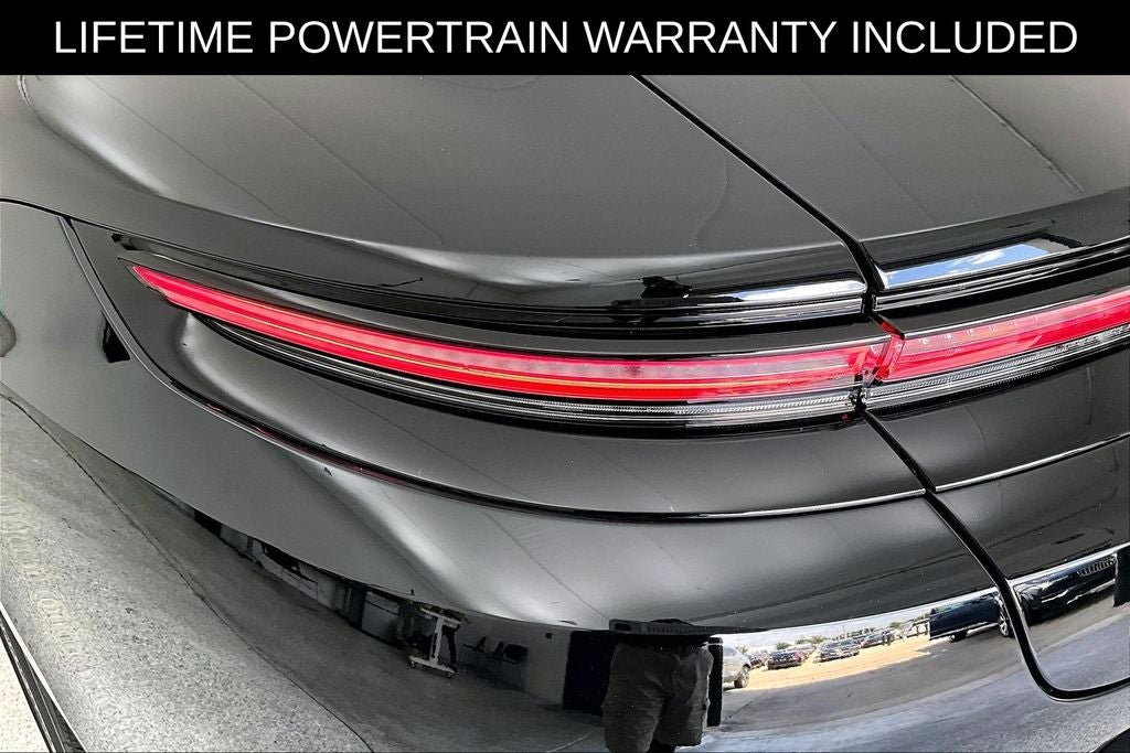 2025 Porsche Panamera 4