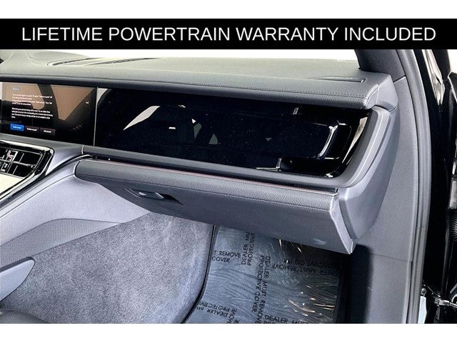 2025 Porsche Panamera 4