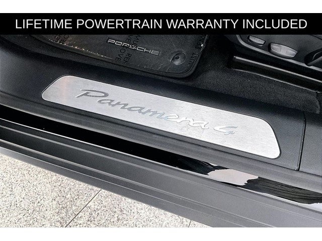 2025 Porsche Panamera 4