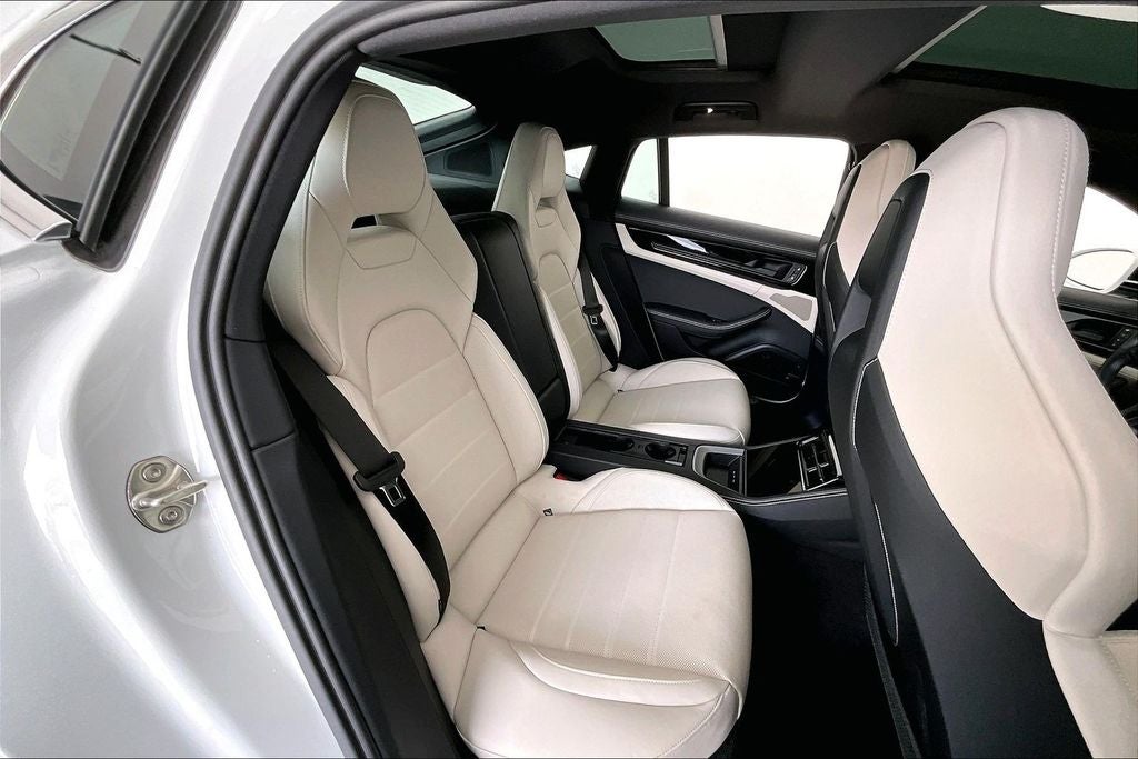 2024 Porsche Panamera Base