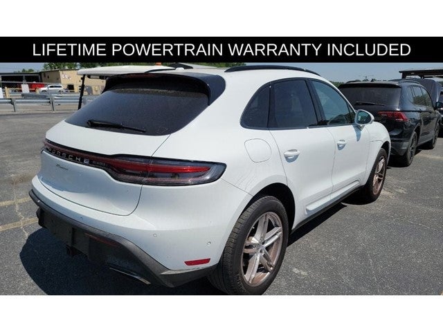 2023 Porsche Macan Base