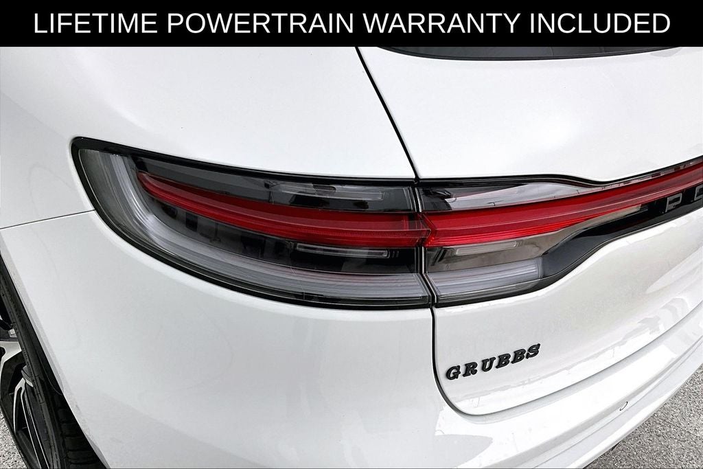 2024 Porsche Macan Base
