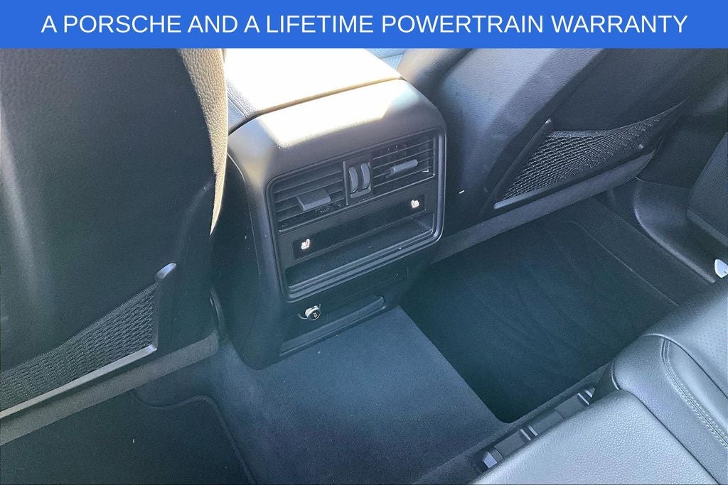 2024 Porsche Cayenne Base