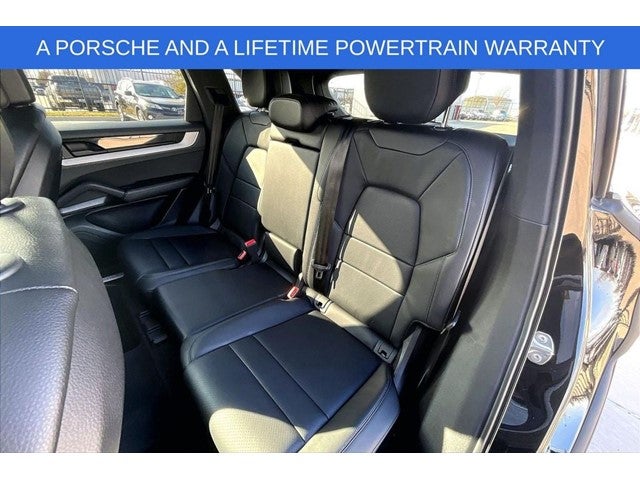 2024 Porsche Cayenne Base