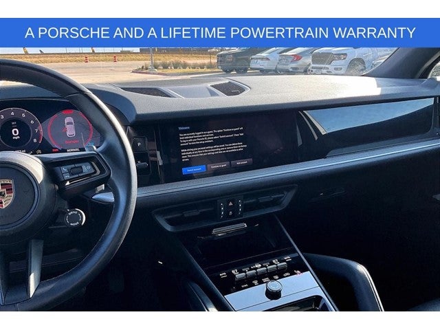 2024 Porsche Cayenne Base