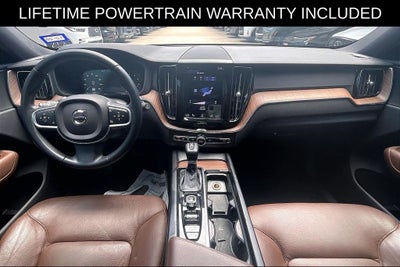 2021 Volvo XC60 T5 Momentum