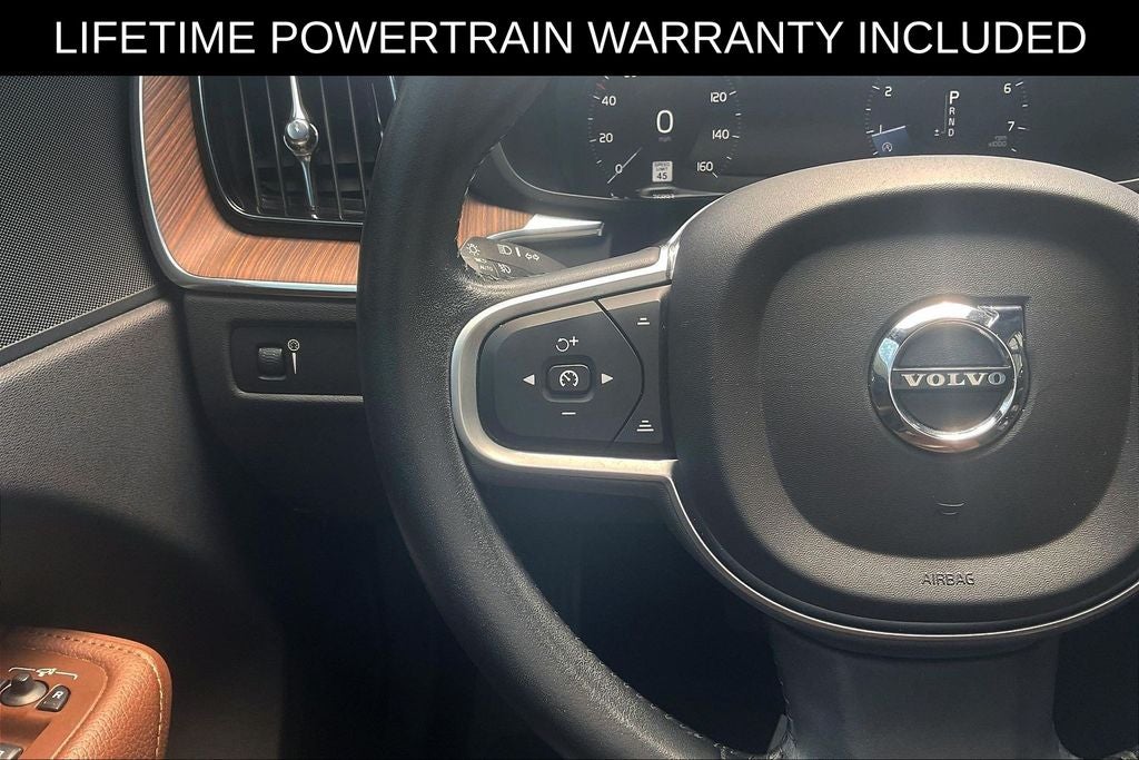 2021 Volvo XC60 T5 Momentum