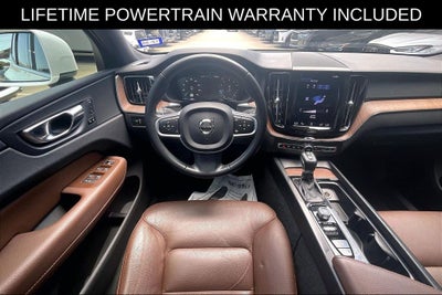 2021 Volvo XC60 T5 Momentum