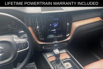 2021 Volvo XC60 T5 Momentum