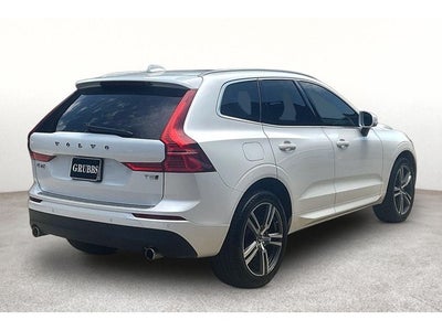 2021 Volvo XC60 T5 Momentum
