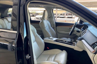 2019 Volvo XC90 T6 Inscription