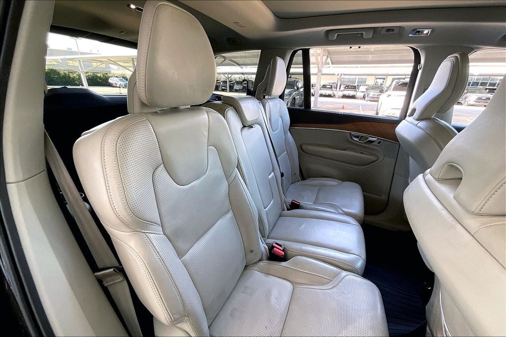 2019 Volvo XC90 T6 Inscription