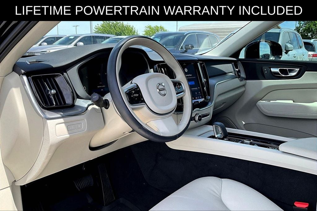 2025 Volvo XC60 Plug-In Hybrid T8 Core