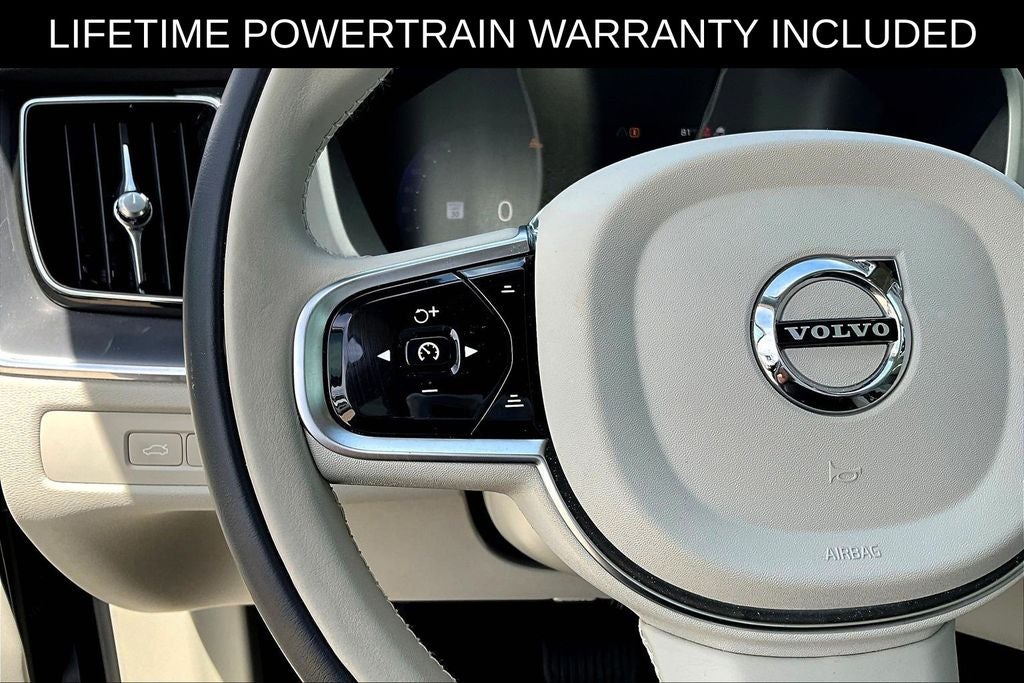 2025 Volvo XC60 Plug-In Hybrid T8 Core