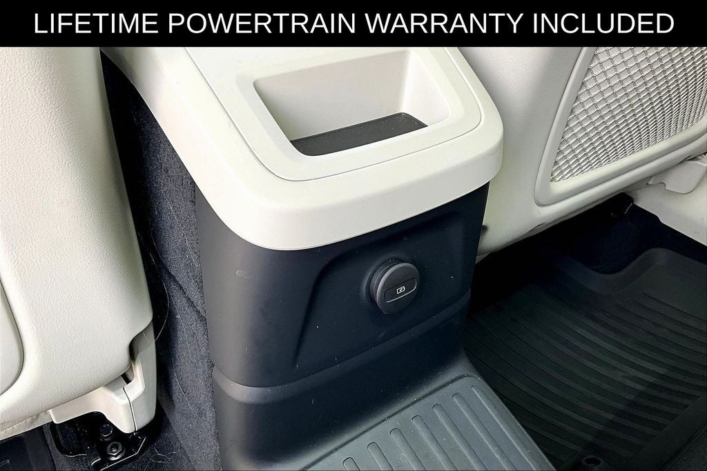 2025 Volvo XC60 Plug-In Hybrid T8 Core